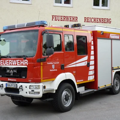 Fahrzeuge-LF.jpg